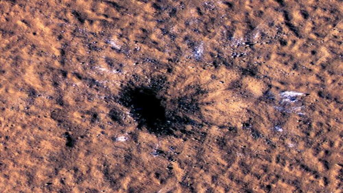 Astronomia: scoperto il più grande cratere da impatto su Marte