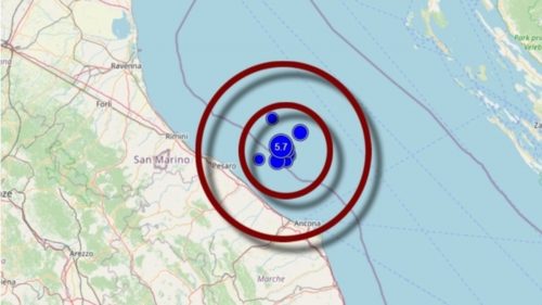 Paura nelle Marche: forte scossa di terremoto al largo di Pesaro