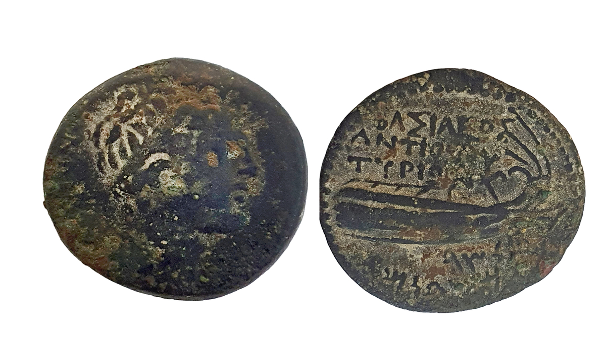 Israele: scoperta rara moneta raffigurante Antioco IV