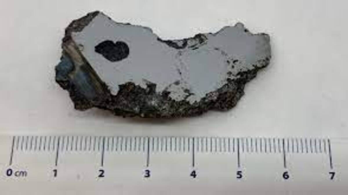 Minerali “alieni” trovati in un meteorite di 15 tonnellate