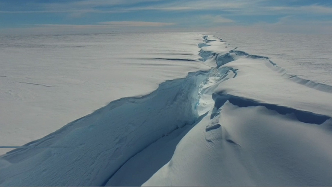 Si stacca colossale iceberg in Antartide: è il triplo di    di Madrid