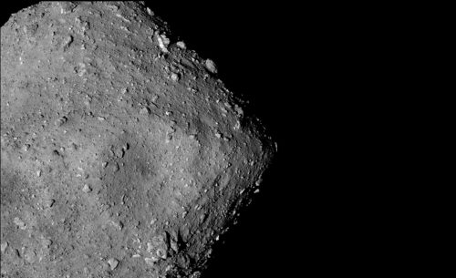 L’asteroide Ryugu è ricco di composti organici più antichi del Sole
