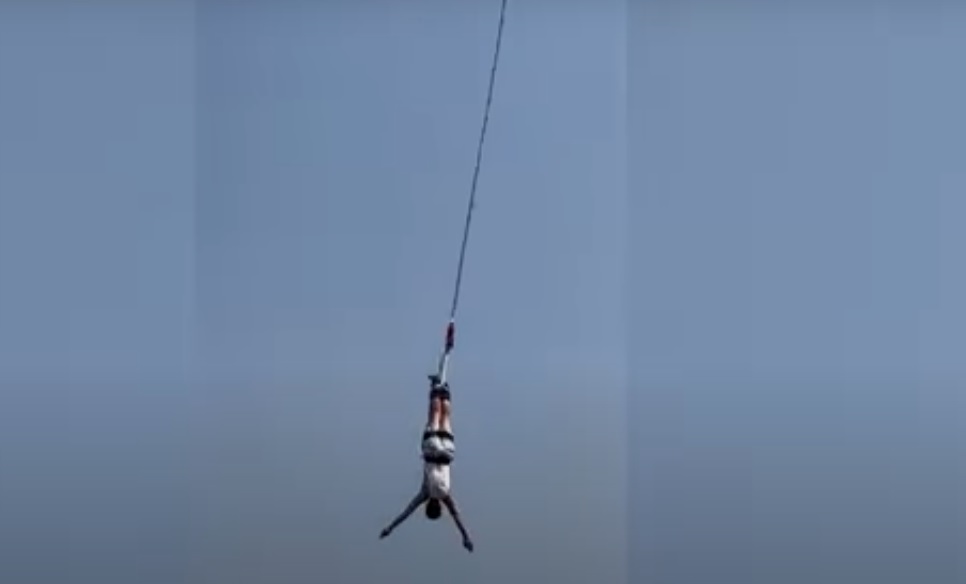 bungee-jumper-1.jpg