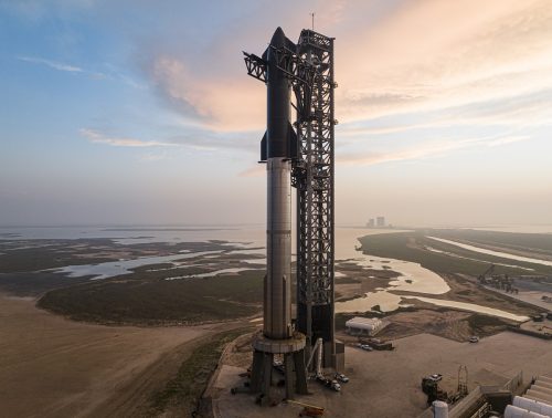 Starship, rinvio per problema tecnico: nuovo tentativo di lancio in programma il 20 aprile