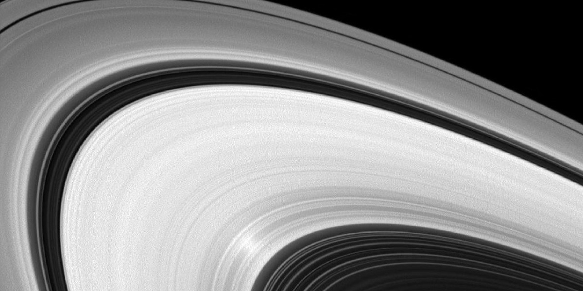Gli anelli di Saturno sono molto più giovani del loro pianeta stesso