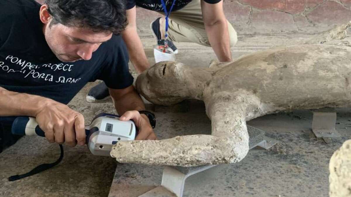 Le analisi delle vittime di Pompei suggeriscono una morte per asfissia