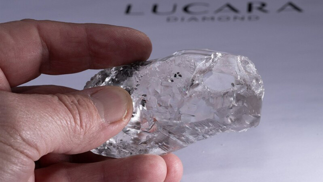 Un diamante di 1.080 carati scoperto in Botswana