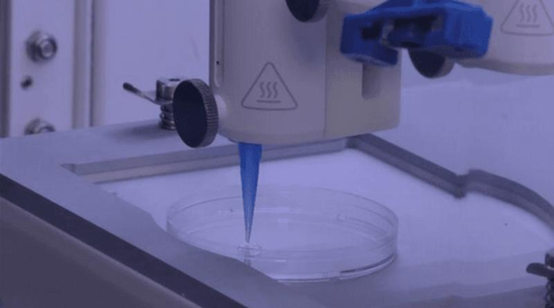 La stampante 3D biologica utilizzata nello studio per creare strutture simili ai follicoli piliferi.