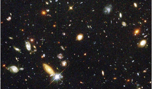 Come le singole stelle, le galassie possono avere una varietà di colori, che rappresentano la media delle loro stelle. Lo stesso vale per l'universo, ma ha bisogno di un po' di pubbliche relazioni per suonare bene.