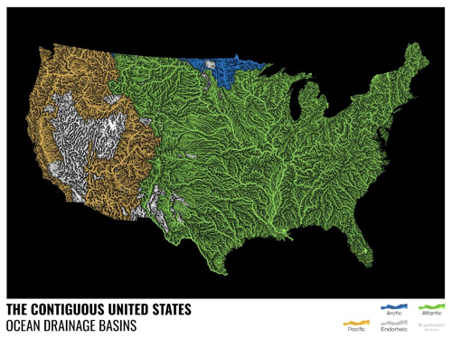 Una mappa degli Stati Uniti contigui che mostra i fiumi che si riversano nell'Oceano Pacifico (arancione), nell'Atlantico (verde) e nell'Artico (blu).