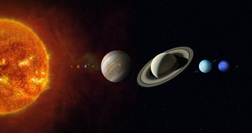 Diversi pianeti lontani dal sole.