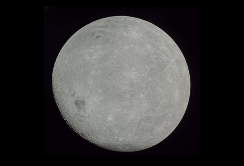Scoperta sorprendente sulla Luna: differenze di conducibilità tra il lato vicino e quello lontano