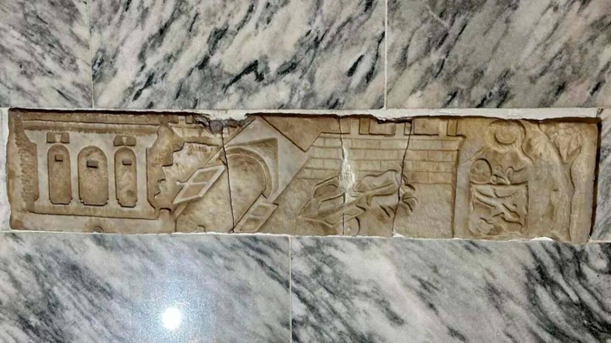 Antica lastra rubata 50 anni fa a Pompei scoperta in Belgio