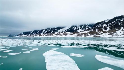Il risveglio del metano nel permafrost di Svalbard