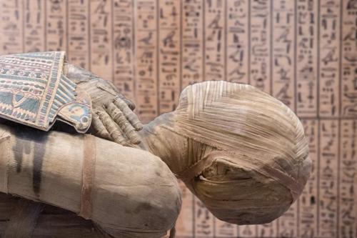 Una tragica morte durante il parto nell’antico Egitto