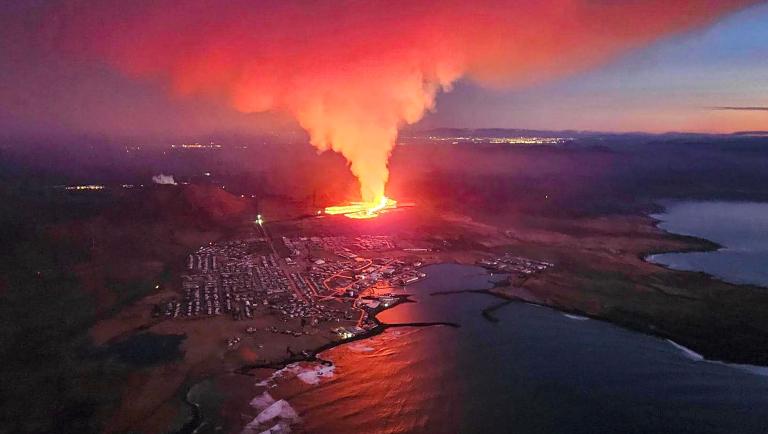 Islanda: nuova eruzione a Grindavík, città devastata dalla lava