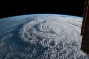 Uragano Florence, una tempesta di categoria 1, fotografata dalla Stazione Spaziale Internazionale durante il suo arrivo sulla costa della Carolina del Nord il 14 settembre 2018.