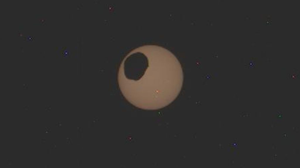 Eclissi su Marte. Un video mostra la luna Phobos che attraversa il Sole