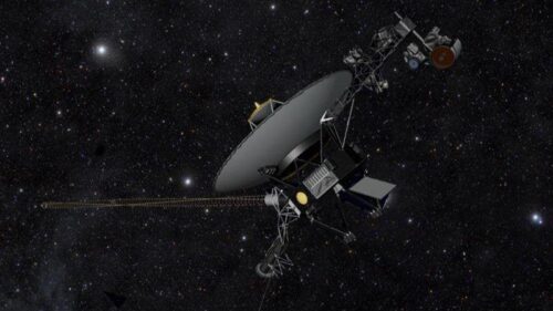 La NASA cerca di risolvere il problema di comunicazione con Voyager 1
