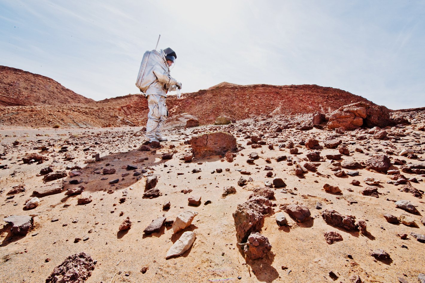 Quanto tempo occorrerebbe per percorrere la superficie di Marte a piedi?