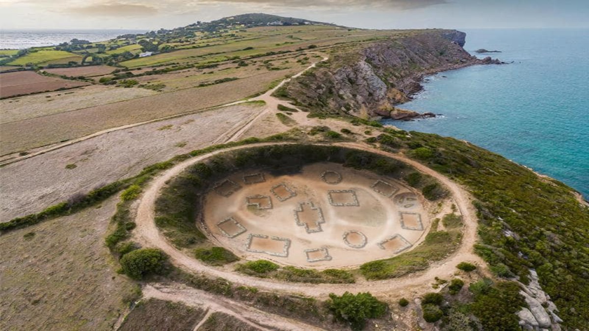 Villaggio circolare dell’età del ferro scoperto in Francia