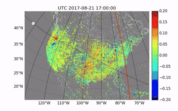 Le onde create dalle particelle ionizzate durante l'eclissi solare totale del 2017