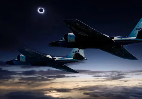 WB-57, gli aerei della NASA che inseguiranno l’eclissi al di sopra delle nuvole