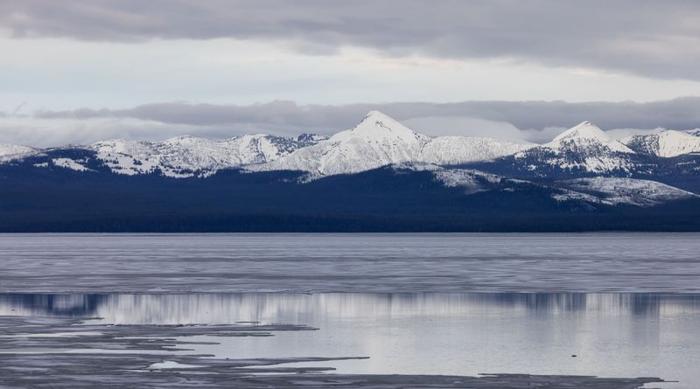Il mistero del Lago Yellowstone: resilienza al cambiamento climatico