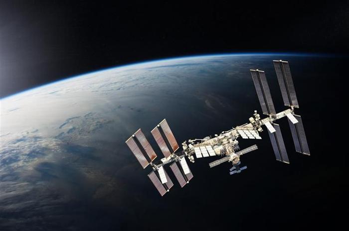 iss-m-1-1.jpg