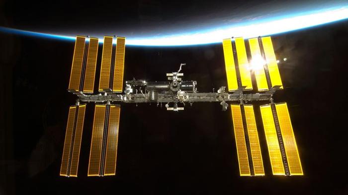 iss-m-1-1.jpg