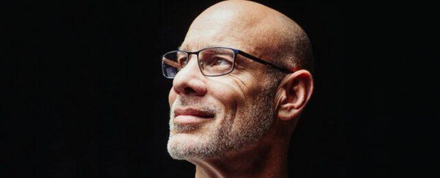 HopefulManWithNoHair-642x260-1-1.jpg