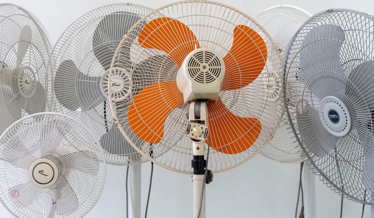 Ventilatore mentre si dorme: cosa succede di notte