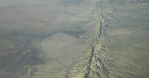Foto aerea della Faglia di San Andreas nella Piana di Carrizo