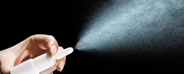 HandHoldingNasalSpray-642x260-1.jpg
