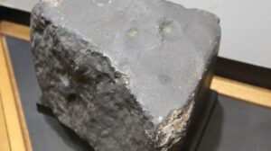 I escursionisti sono stati invitati a cercare frammenti di meteoriti dopo che una palla di fuoco di luglio ha illuminato i cieli scozzesi