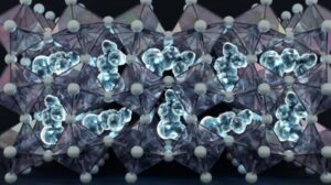 Gli scienziati identificano lo stato ‘semi-stabile’ per migliorare le prestazioni del materiale solare’