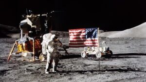 Sorpresa solforica: Gli scienziati scoprono indizi sulla formazione antica della luna nei campioni dell'Apollo 17