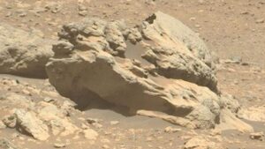 La roccia Phippsaksla su Marte