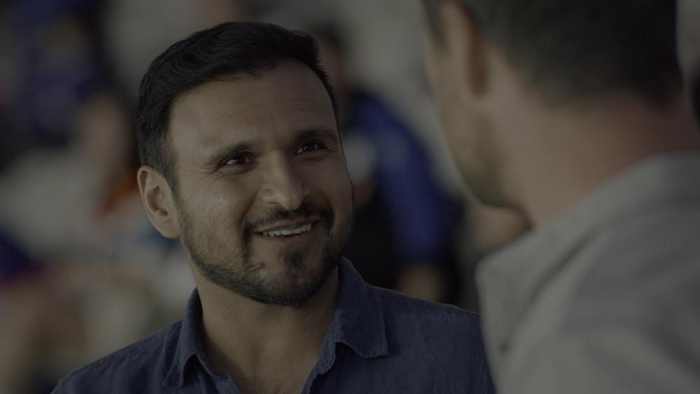 dr suraj samtani a una partita sportiva dr suraj samtani a una partita sportiva