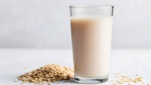 bicchiere di latte d'avena