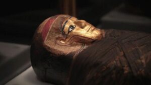 Gli scienziati stanno 'annusando' le mummie egiziane antiche. Ecco perché.