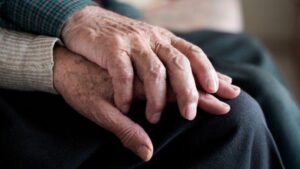 Il più grande studio mai condotto sul Parkinson rivela differenze chiave tra uomini e donne