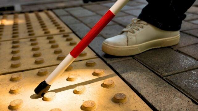 Cane-and-shoe-on-footpath-642x361-1.jpg
