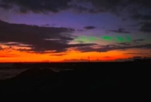 Misteriosa luce verde in cielo: le ipotesi