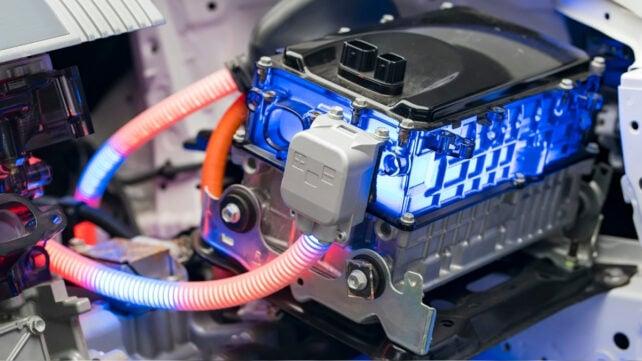 Pacco batteria al litio per auto elettriche e connessioni di alimentazione