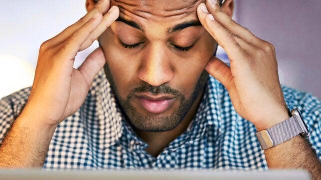 Man-with-crinkled-forehead-very-stressed-at-work-642x361-1.jpg