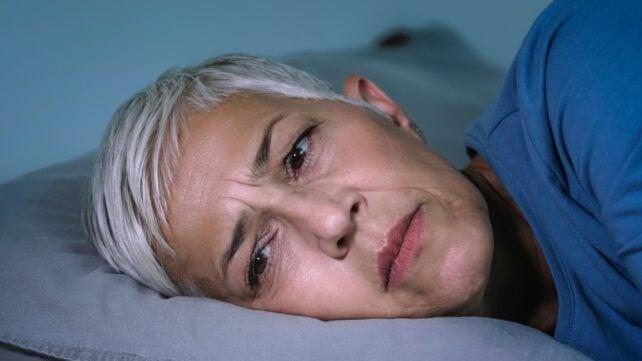 Mature-woman-who-cannot-sleep-642x361-1.jpg
