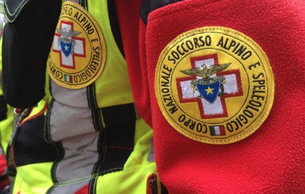 Speleologo bloccato a 120 metri di profondità