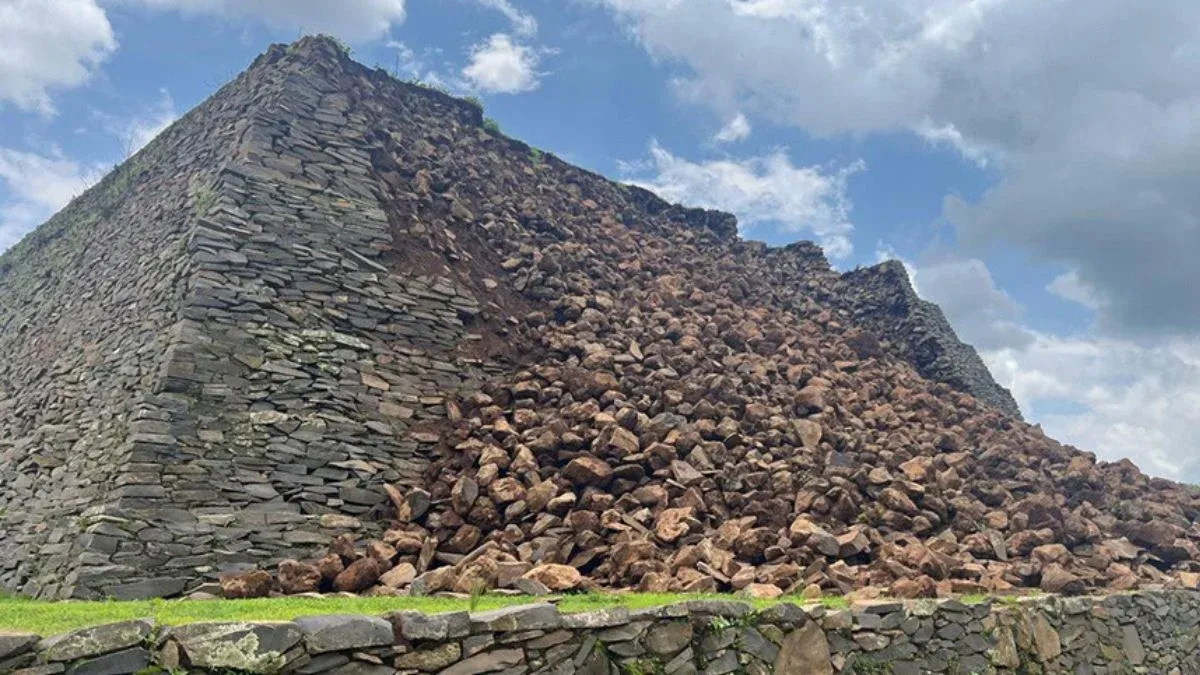 AncientPyramidInMichoacanMexicoCollapses.webp