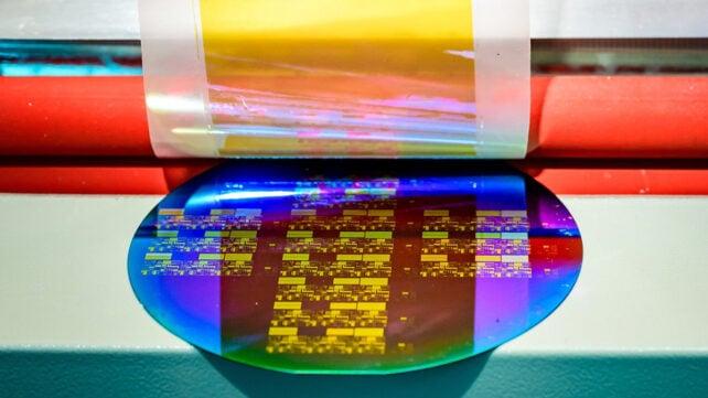 Nuovi Chip Verticali: Innovazioni per Prestazioni Superiori